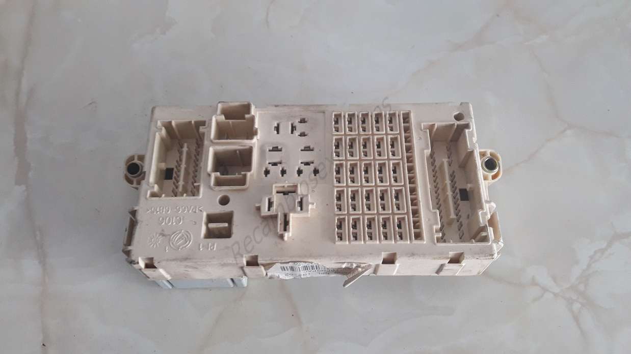 Caja de fusibles Fiat Stilo 46797609 46750594 - foto 1