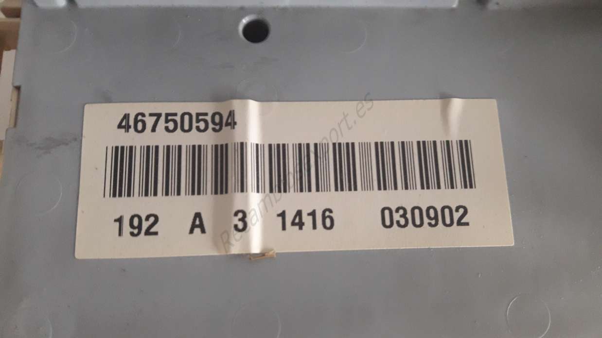 Caja de fusibles Fiat Stilo 46797609 46750594 - foto 3
