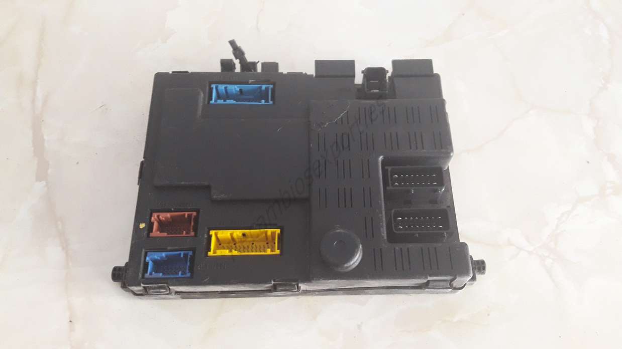Caja de fusibles Grupo PSA Peugeot Citroen 9643493580 VALEO 73003211 BSI_N7 BSIN7 D2 - foto 1