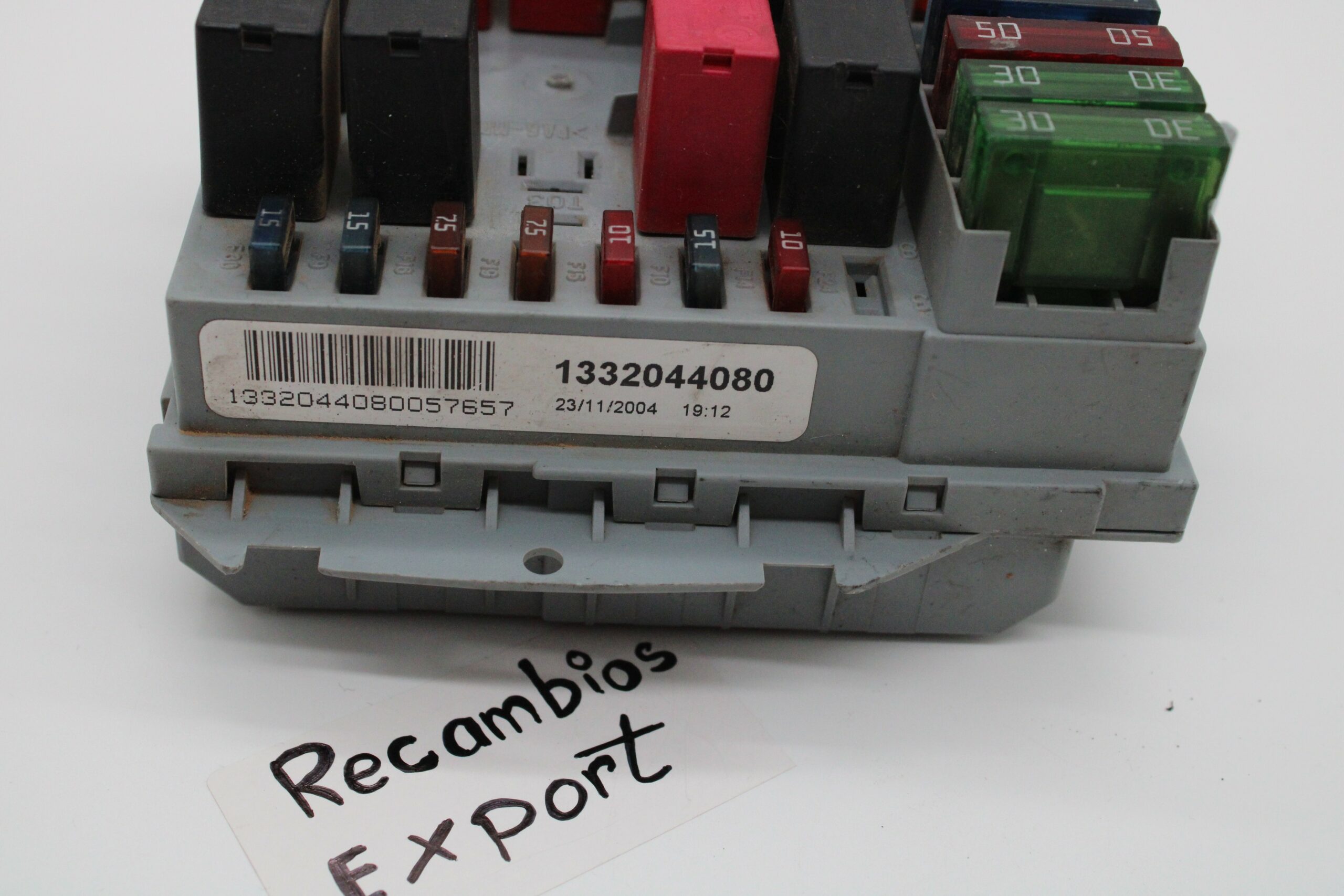 Caja de fusibles Peugeot Boxer II  Fiat 1332044080 - foto 2