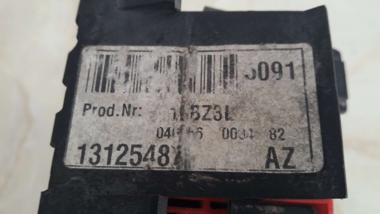 Caja de fusibles Opel Vectra C 13125487AZ 13125487 AZ 519031108 - foto 3