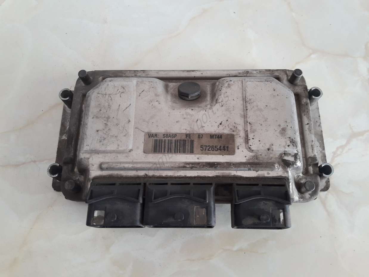 Centralita Peugeot Citroen 9637838780 96 378 387 80 id04 0261206246 - foto 1