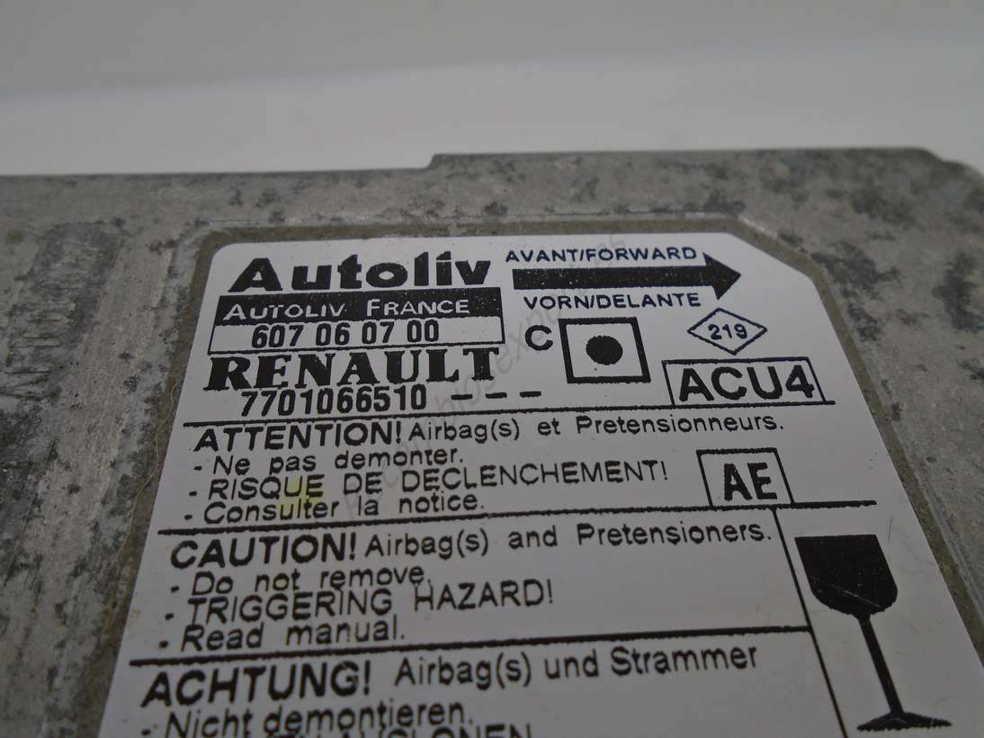 Centralita Renault Megane 7701066510 Autolov 607060700 607 06 07 00 ACU4 AE - foto 2