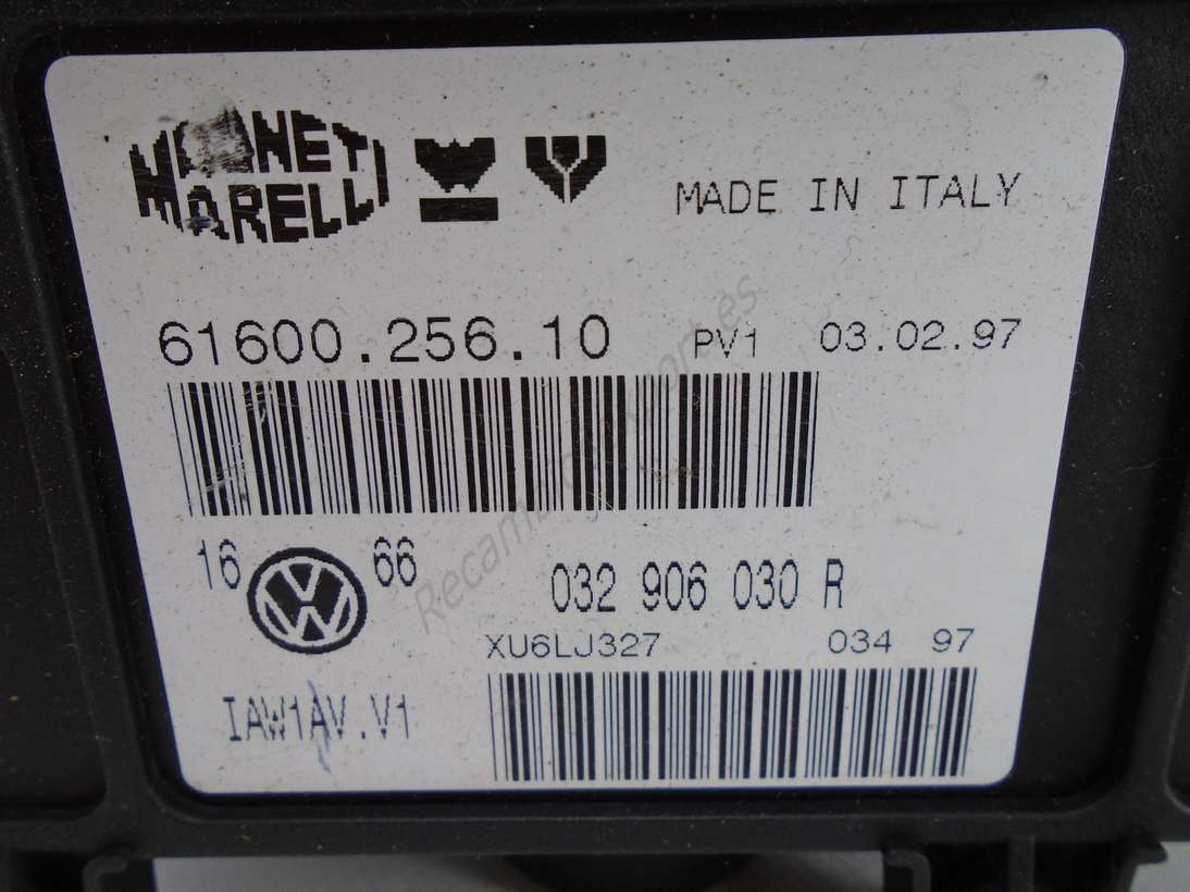 Centralita VW Golf III 61600.256.210 61600256210 032906030R IAW1AVV1 IAW1AV.V1 Magneti Marell - foto 2
