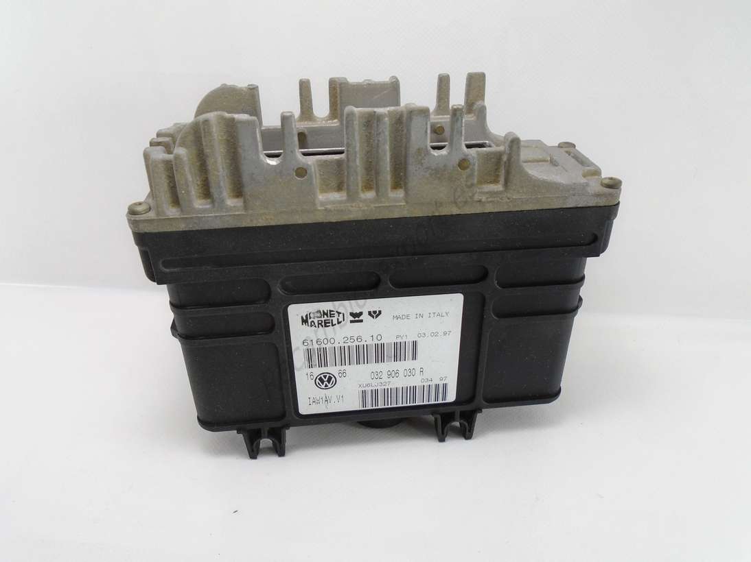 Centralita VW Golf III 61600.256.210 61600256210 032906030R IAW1AVV1 IAW1AV.V1 Magneti Marell - foto 1