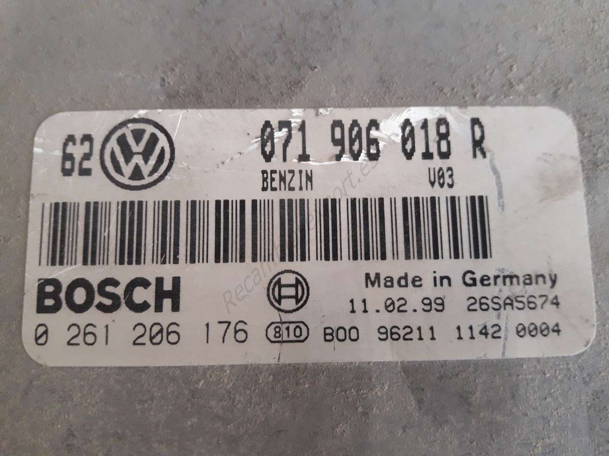 Centralita VW Seat 071906018R 071 906 018 R BOSCH 0261206176 0 261 206 176 - foto 2
