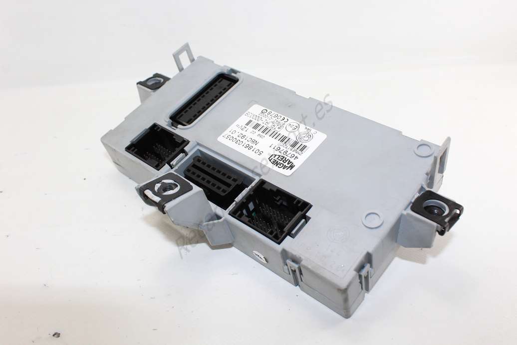 Centralita caja de fusibles Fiat Stilo Punto Alfa Romeo 46797611 Magneti Marelli NBC192.01 - foto 1