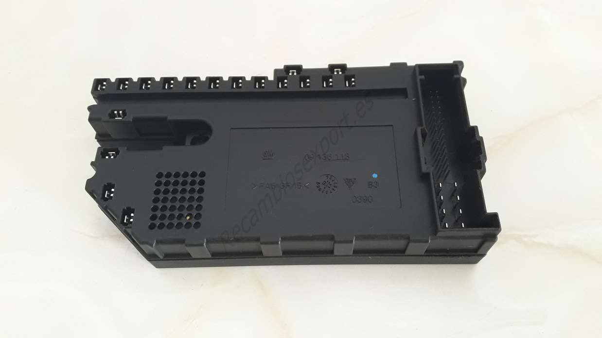 Centralita caja de fusibles Opel Astra Vectra Zafira 09136113 09 136 113 - foto 1