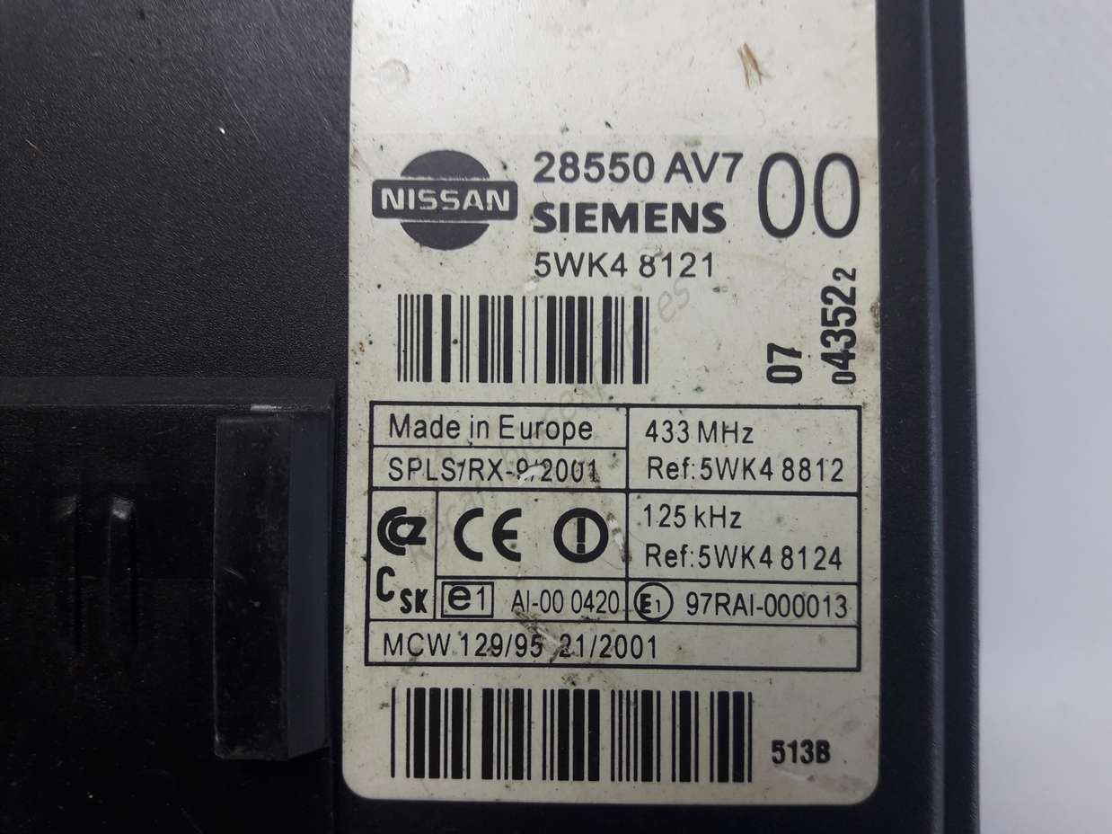 Centralita cierre centralizado Nissan Primera P12 28550 AV7 00 28550AV700 SIEMENS 5WK4 8121 5WK48121 - foto 2