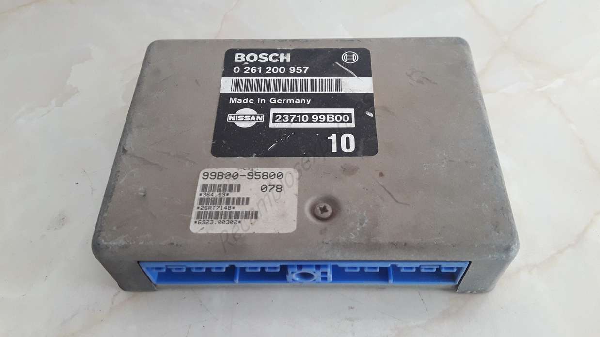 Centralita del motor Nissan Micra 2371099B00 23710 99B00 BOSCH 0261200957 0 261 200 957 - foto 1