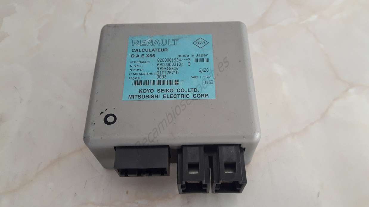 Centralita servo Renault Clio 8200061924B 6900000310B 99118606 Q1T17871M - foto 1