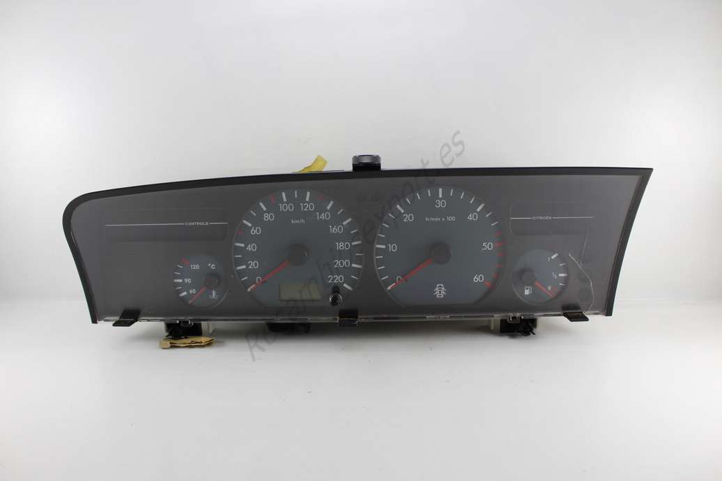 Cuadro de instrumentos Citroen Xantia Sagem 9634924180 9634924180K00 96349 241 80 K00 2165234520 216523452 0 - foto 1