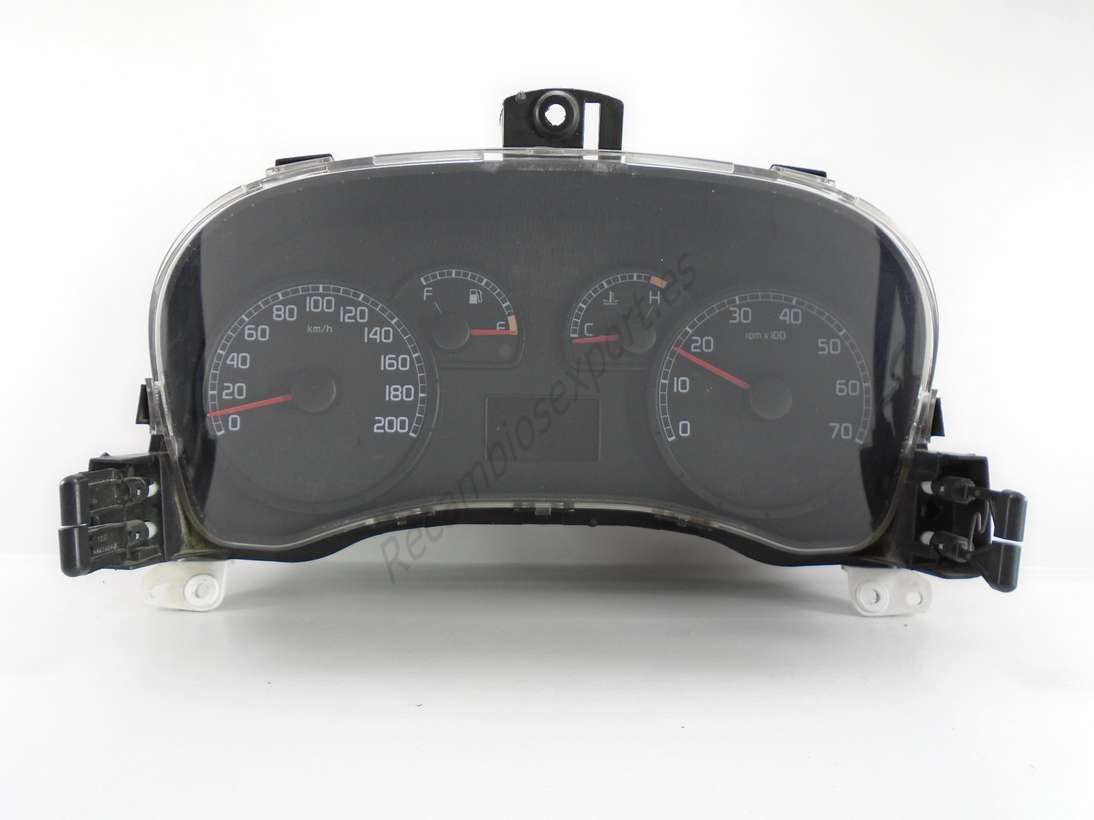 Cuadro de instrumentos Fiat Punto 503000460300 503 00 046 03 00 C141 46833368 - foto 1