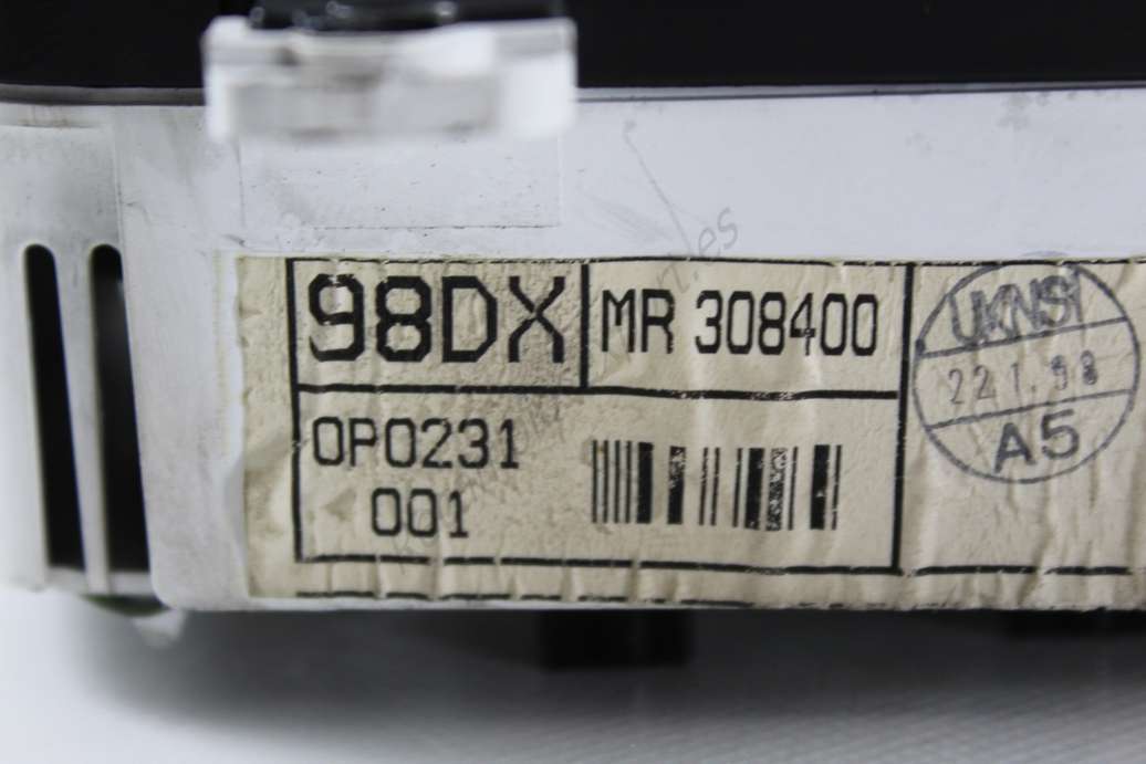 Cuadro de instrumentos Mitsubishi Carisma NIV2PMH2 MR 308400 98DX MR 308400 0P0179001 0P-0179-001 - foto 3