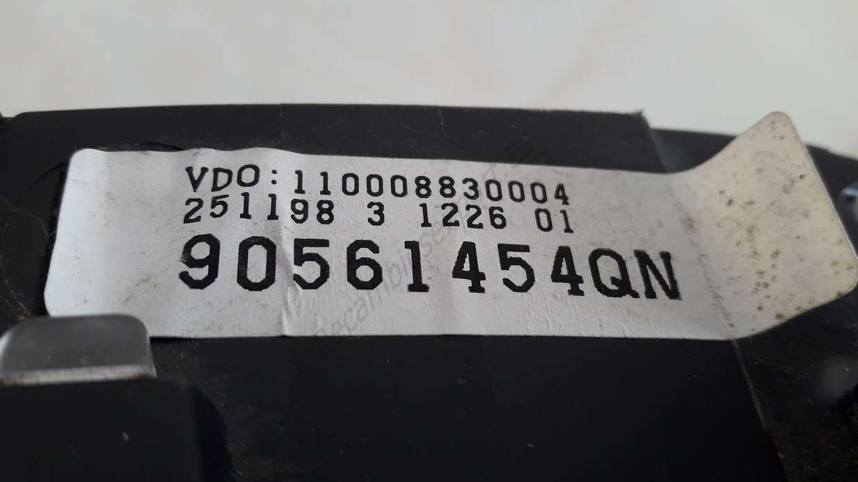 Cuadro de instrumentos Opel Astra G 90561454QN 90561454 QN 90 561 454 QN VDO 110008830004 - foto 3