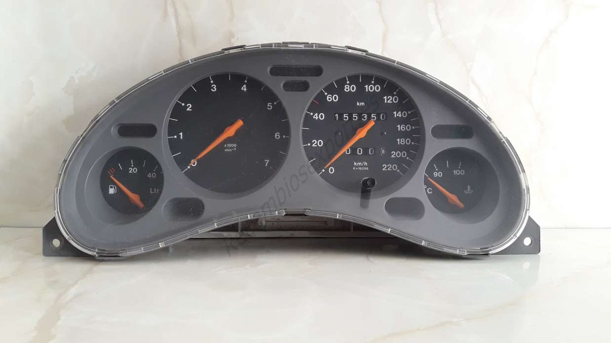 Cuadro de instrumentos Opel Corsa Tigra 90534403 90 534 403 81117906 81 117 906 - foto 1