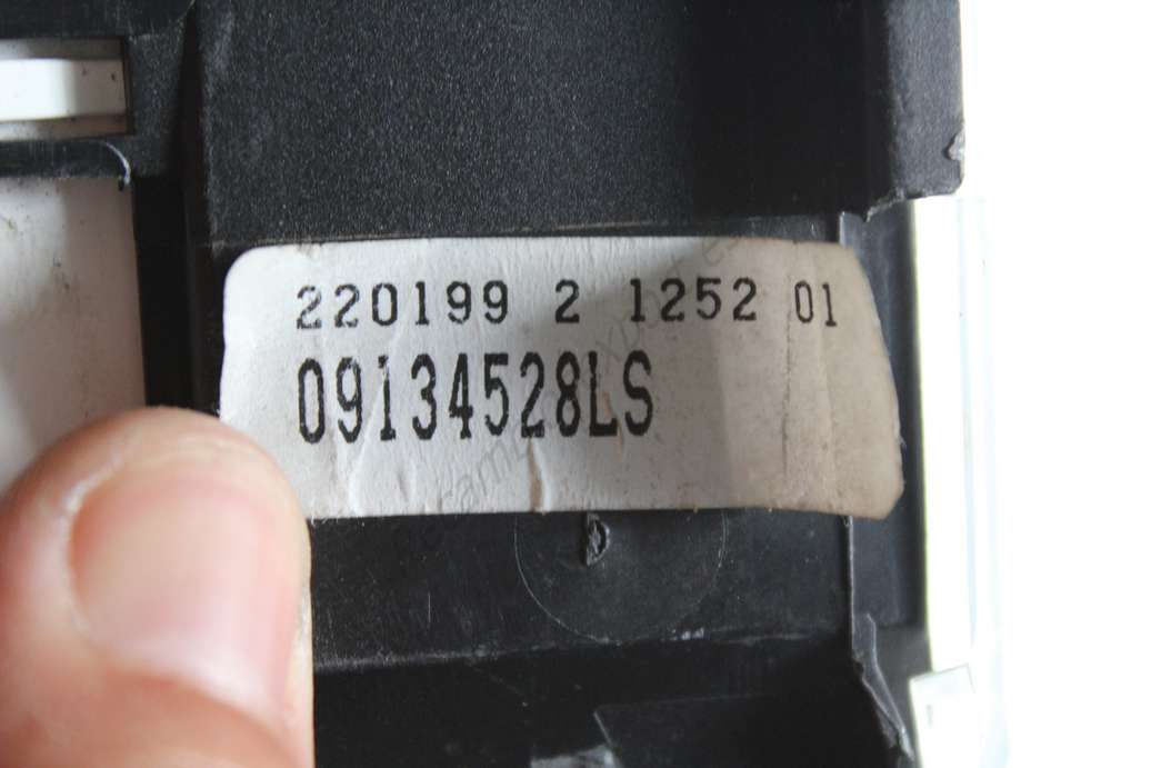 Cuadro de instrumentos Opel Vectra B 09134528LS 110008911002 110.008.911002 - foto 3