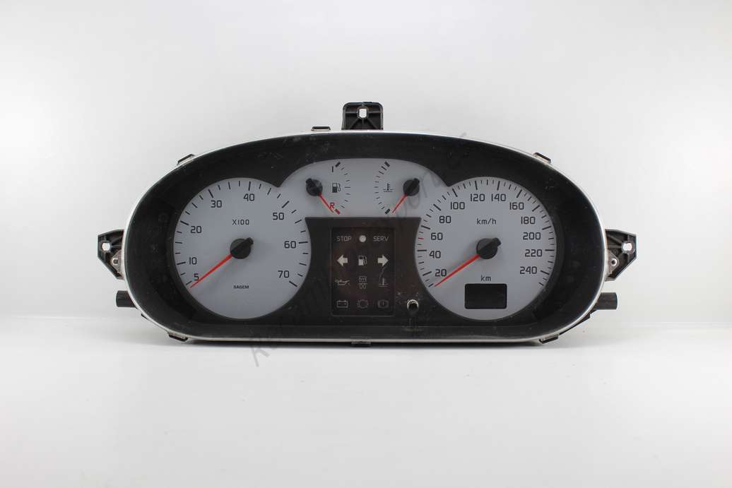 Cuadro de instrumentos Renault Megane P7700428718 - foto 1