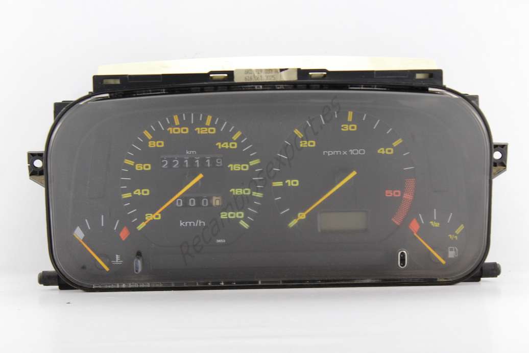 Cuadro de instrumentos Seat Ibiza 6K0919033A0  6K0.919 033 A0  6160613025 616.061.3025 - foto 1