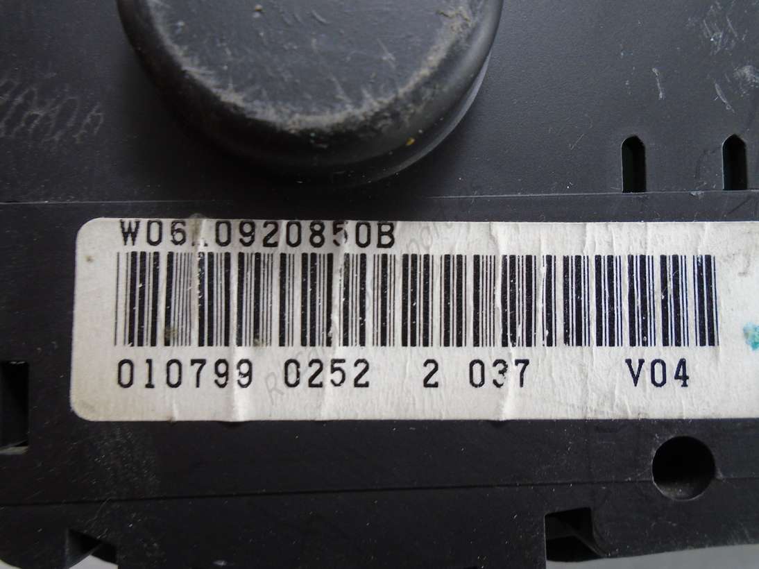 Cuadro de instrumentos Seat Ibiza  W06K0920850B 110008924003 110 008 924 003 - foto 3
