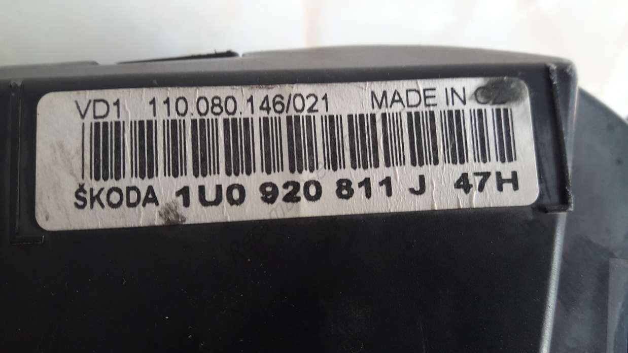 Cuadro de instrumentos Skoda Octavia 1U0920811J47H 1U0920811J 47H 1UO920811J VDO 110080146 021 110080146021 - foto 2
