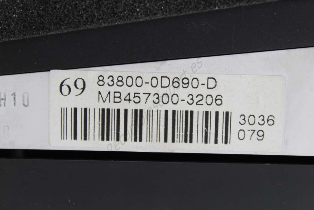 Cuadro de instrumentos Toyota  Yaris 838000D690D 83800-0D690-D MB4573003206 MB457300-3206 - foto 2