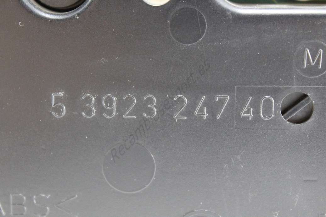 Cuadro instrumentos Volkswagen Golf 5411004600 54 110 046 00 5392324740 5 3923 247 40 - foto 2