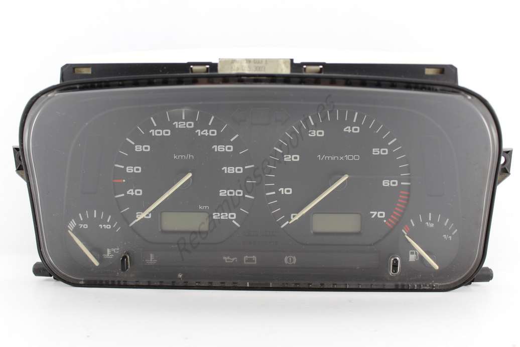 Cuadro instrumentos Volkswagen Golf 5411004600 54 110 046 00 5392324740 5 3923 247 40 - foto 1