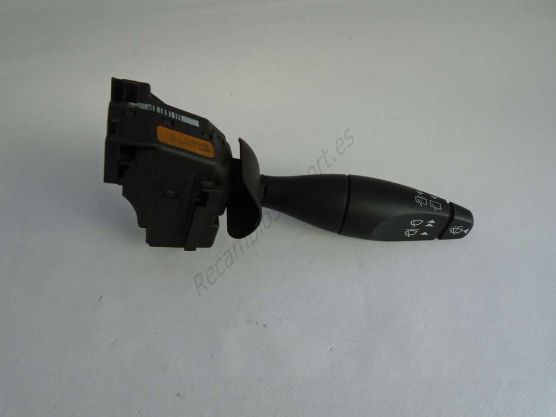 Mando multifuncion Ford Focus Berlina 98AG17A553CC 98AG 17A553 CC - foto 1