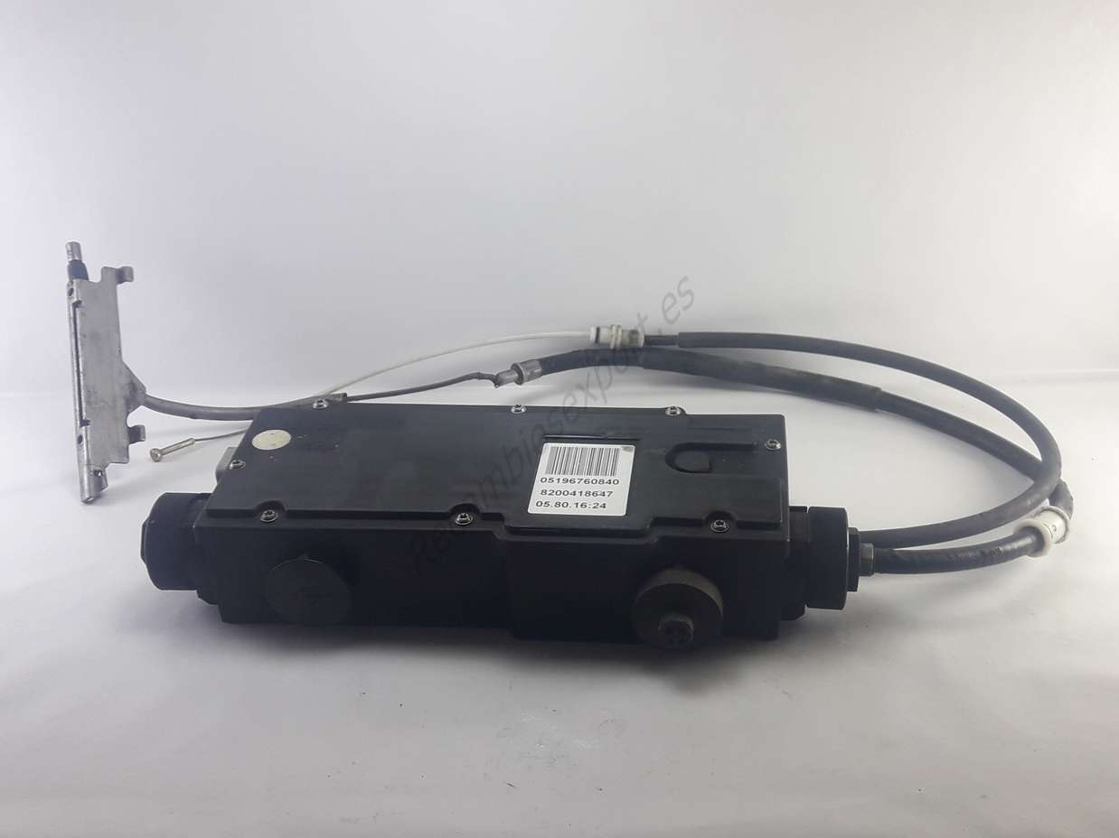 Freno de mano Renault Scenic II 8200418647 05196760840 - foto 1