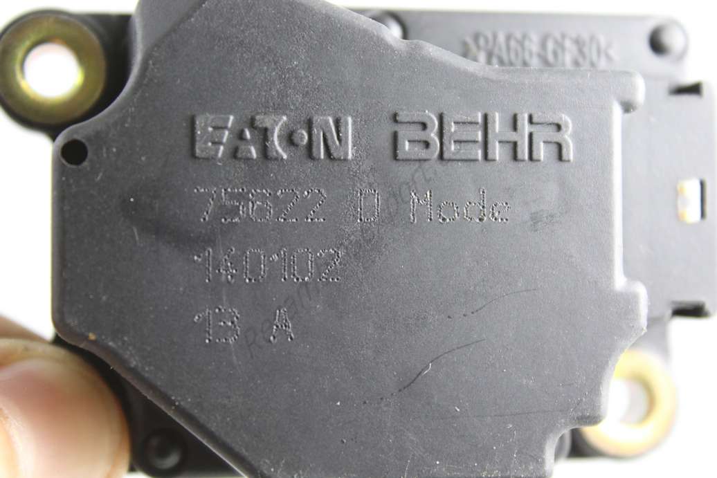 Servomotor calefaccion Volvo S80 S60 75622 140102 BEHR - foto 2