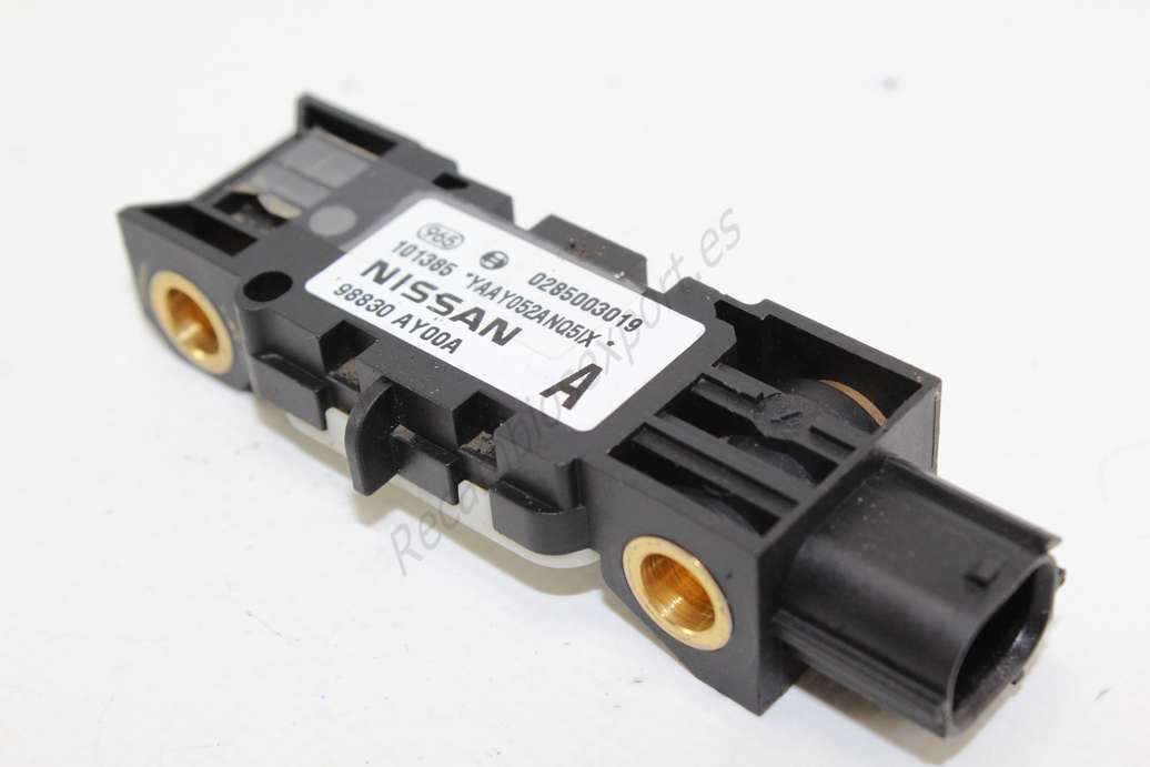 Sensor de airbag Nissan Primera Almera Micra Tino 98830AY00A 98830 AY00A BOSCH 0285003019 - foto 1
