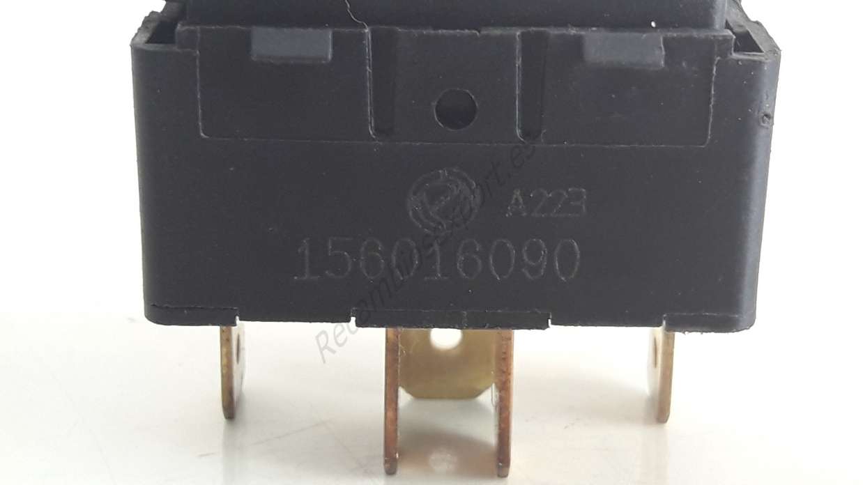 Interruptor de elevaluna Alfa Romeo 156 Sportwagon Twin Spark 156016090 A223 - foto 2
