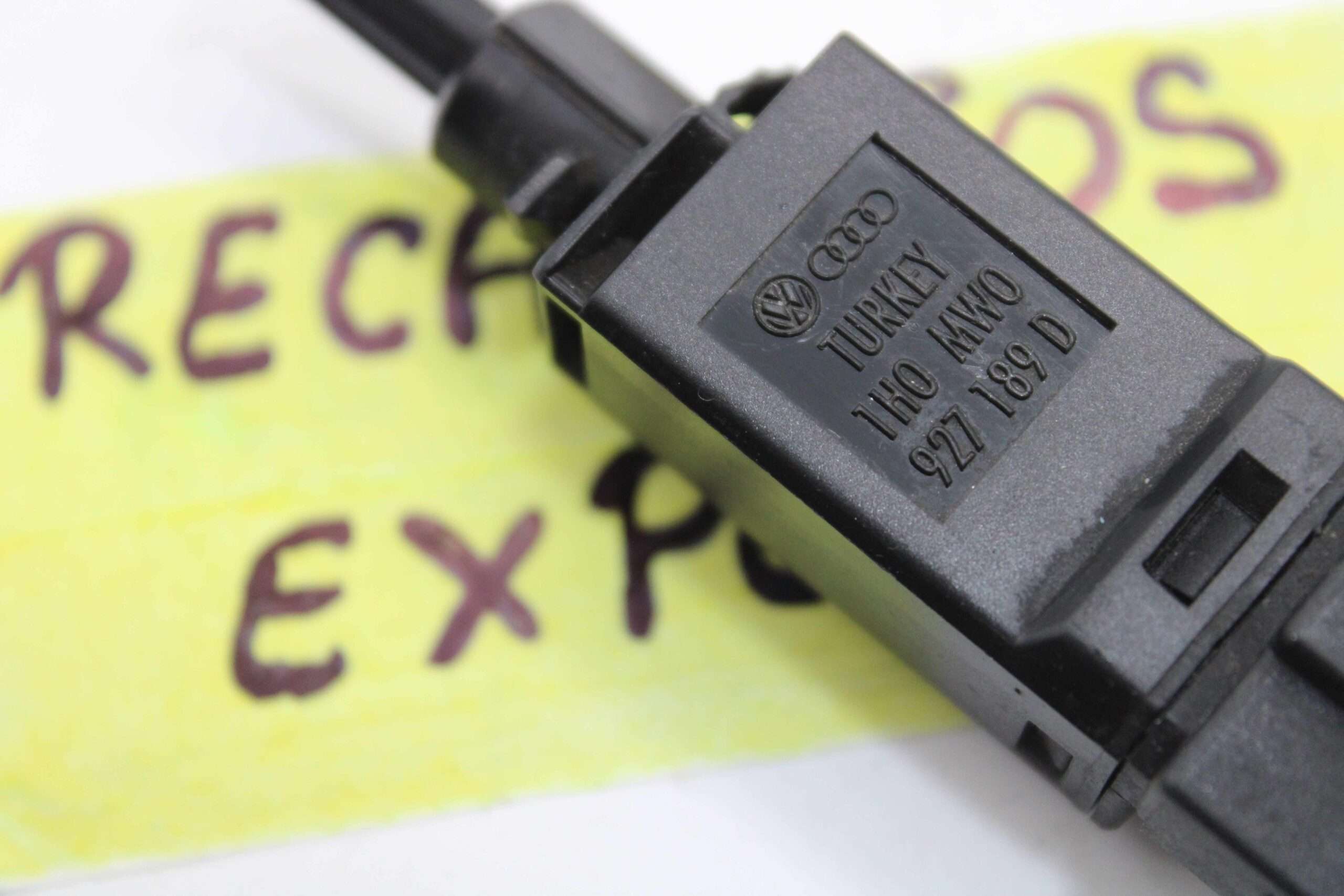 Interruptor Luz de Freno Volkswagen Golf Audi Seat - foto 2