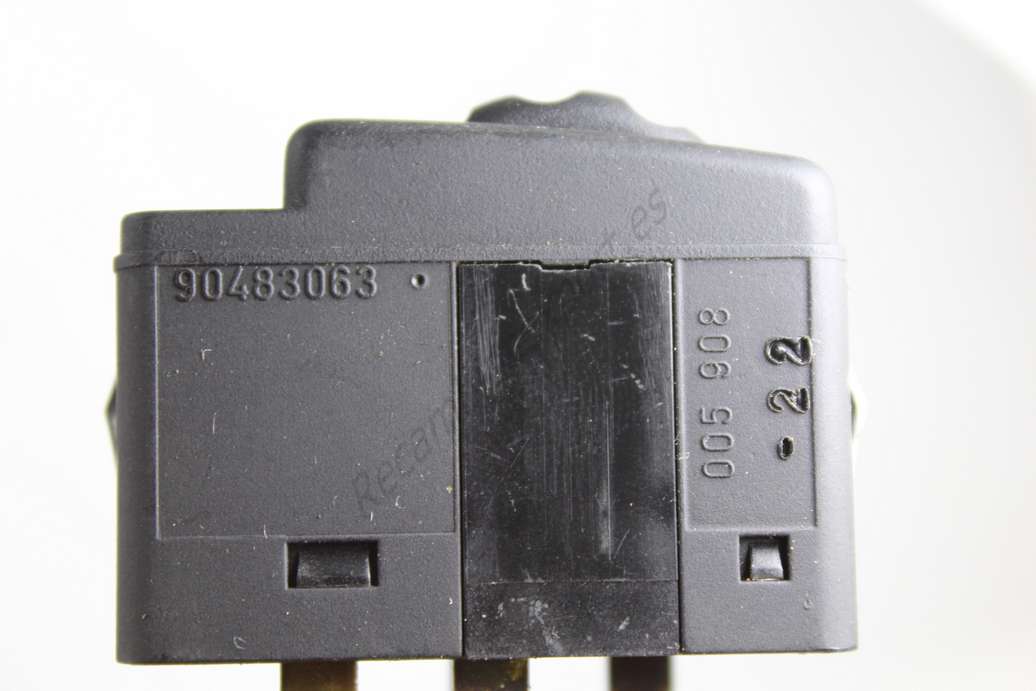 Interruptor de nivelación de faros Opel Tigra 90483063 - foto 2