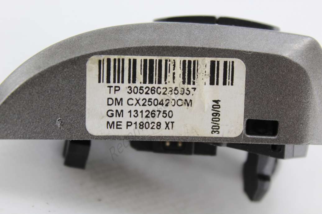 Interruptor de radio 13126750 Opel Astra Zafira GM - foto 2