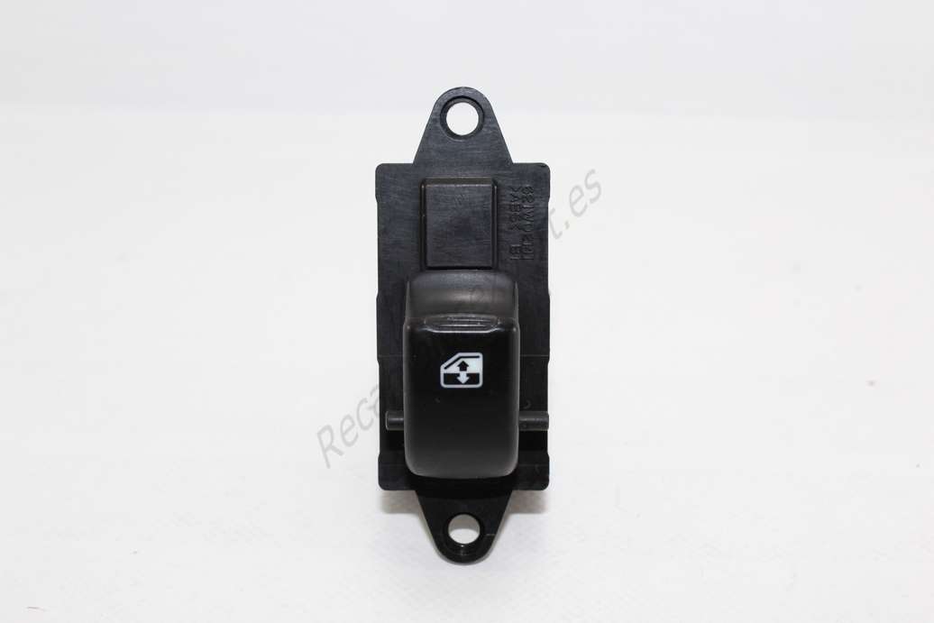 Interruptor elevalunas Daewoo Nubira Chevrolet 96190777 - foto 1