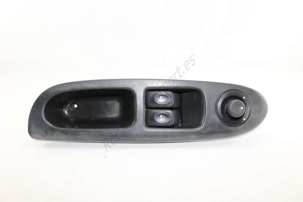 Interruptor elevalunas Megane Scenic Kangoo Clio 7700845735 7700 845 735 7700433531 7700 433 531 7700411271 7700 411 271 7700411271E3S 7700 411 271 E3S - foto 1