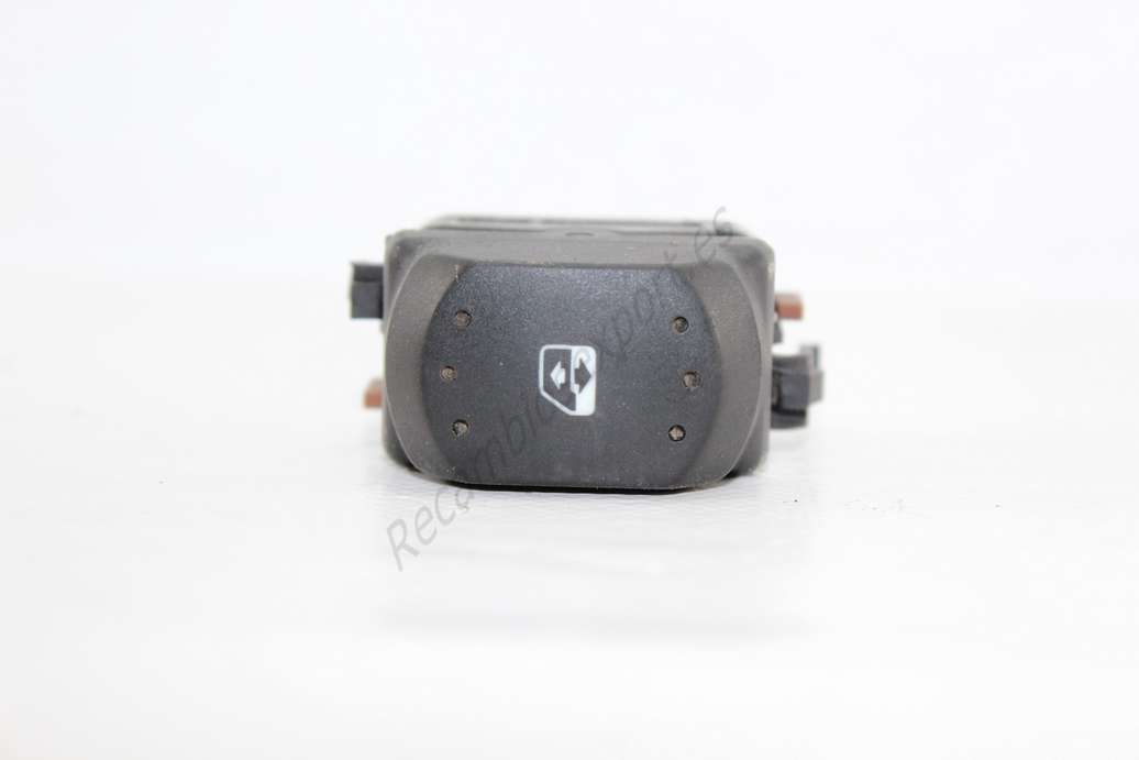 Interruptor elevalunas Renault Laguna 2648802 26488 02 002455C 212709H 2127 09H - foto 1