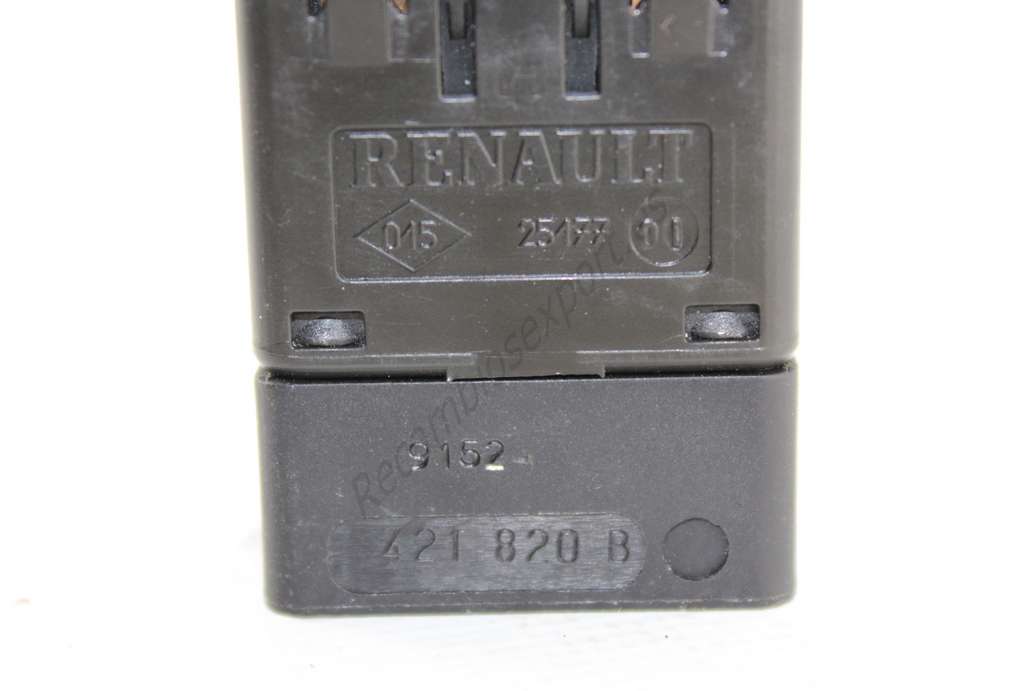 Interruptor luces de emergencia Renault Clio 421820B 421 820 B - foto 2