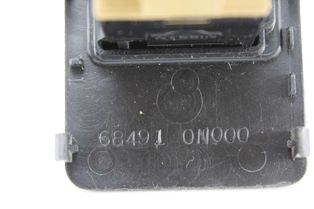 Interruptor nivelacion faros Range Nissan 684910N000 68491 0N000 - foto 2