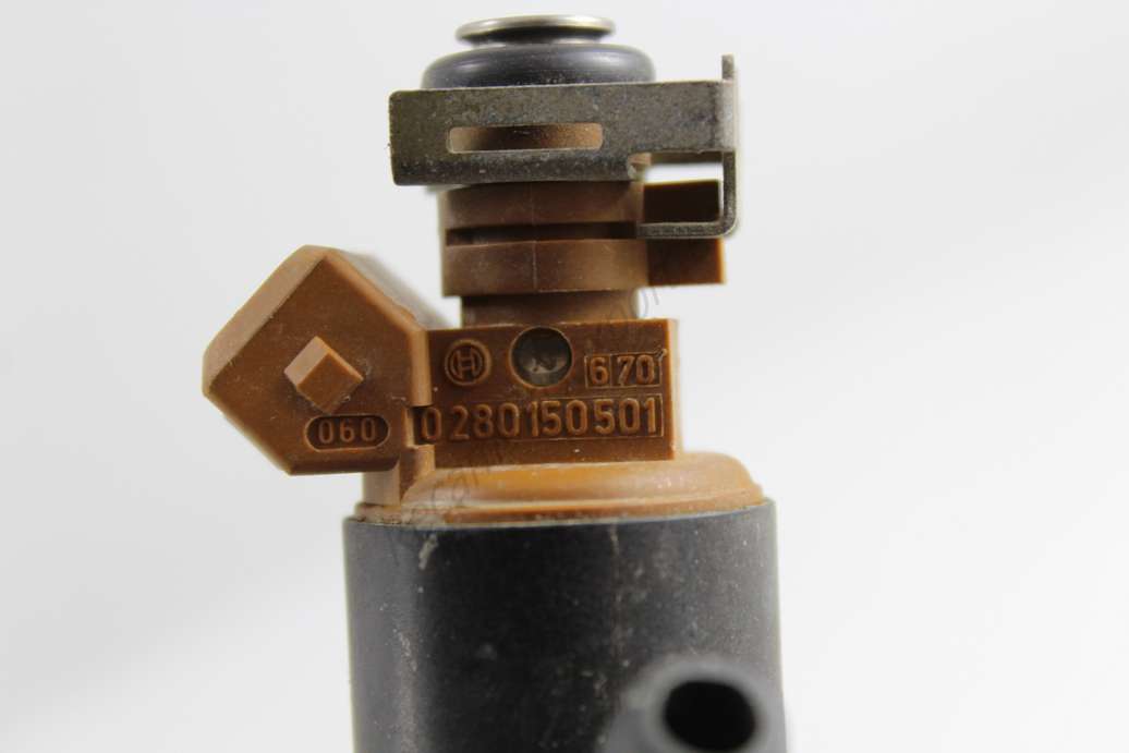 Inyector del combustible  BMW E30 Z3 E28 Bosch 0280150501 0 280 150 501 - foto 2