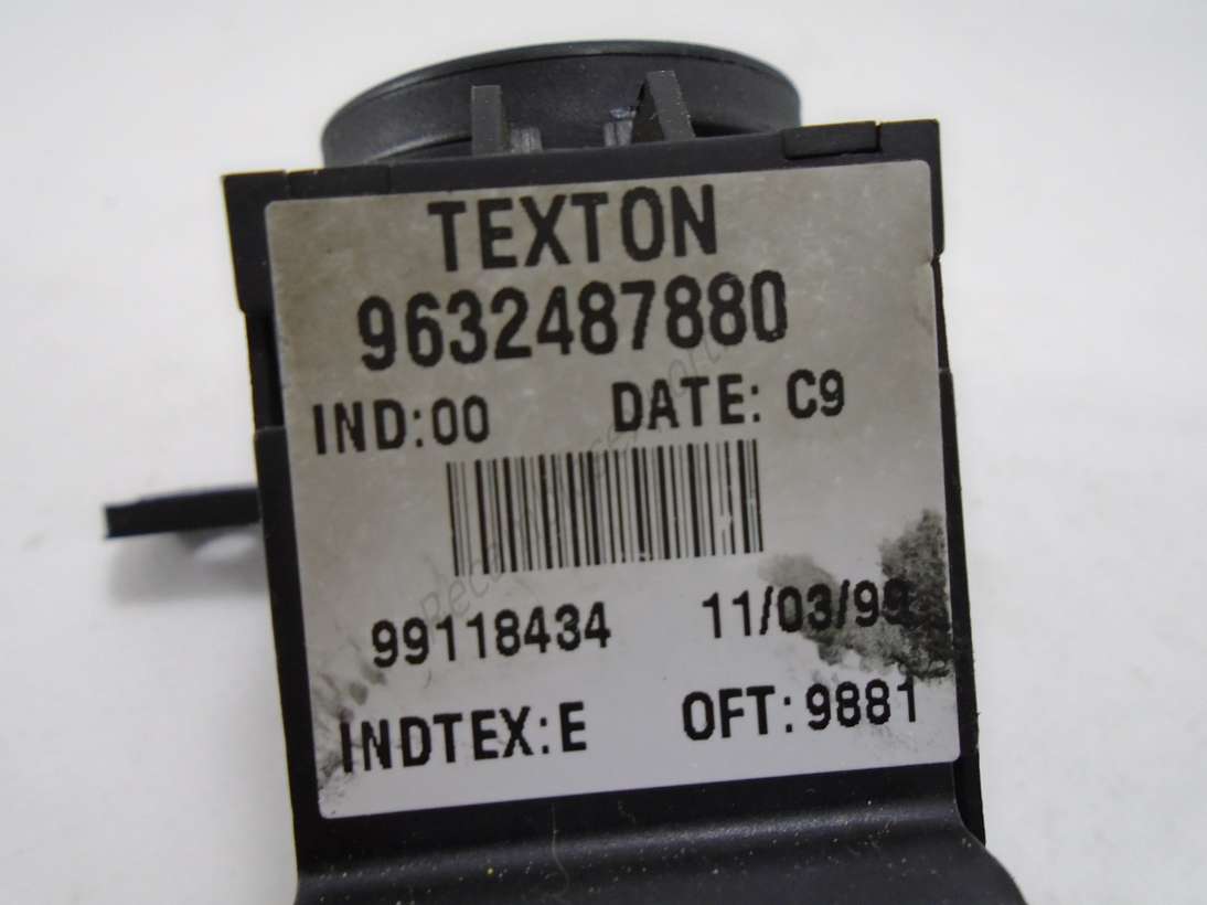 Lector de llave Citroen Peugeot 9632487880 IND 00 DATE C9 - foto 2
