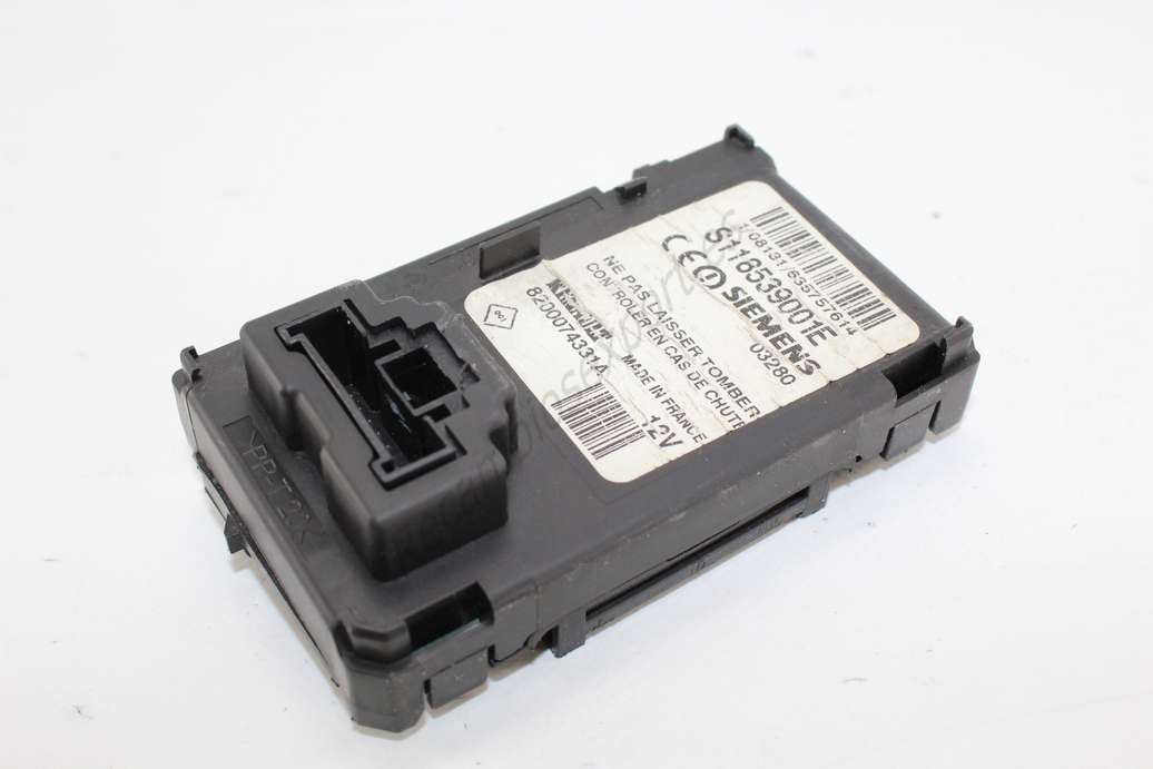 Lector de tarjeta Renault Megane Clio Scenic 8200074331A Siemens S118539001E - foto 1