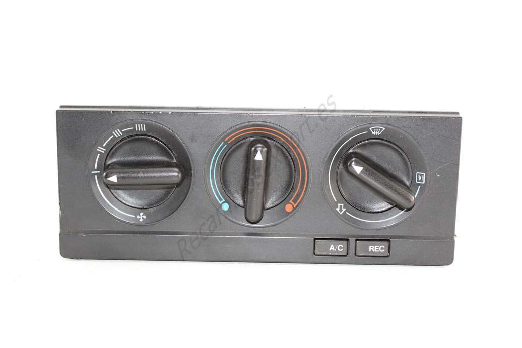 Mando de calefaccion aire acondicionado Audi 80 90 893959621 - foto 1