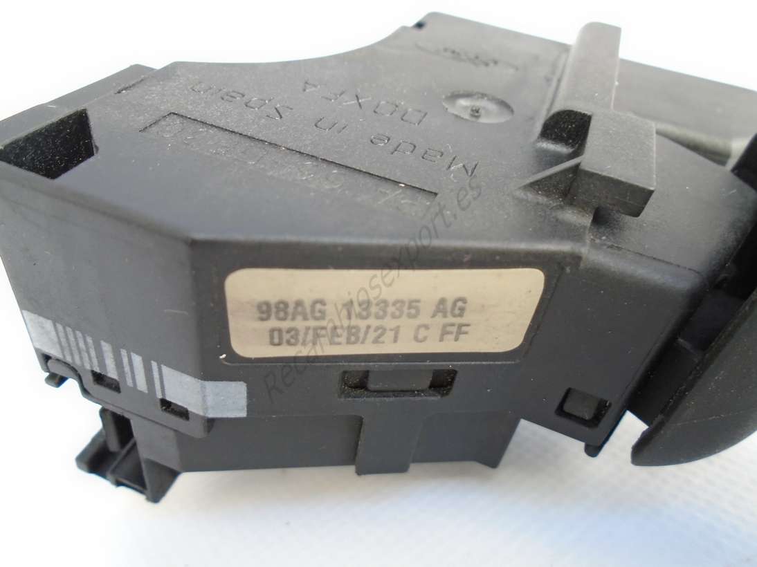 Mando luces Ford Focus Berlina 98AG13335AG - foto 2