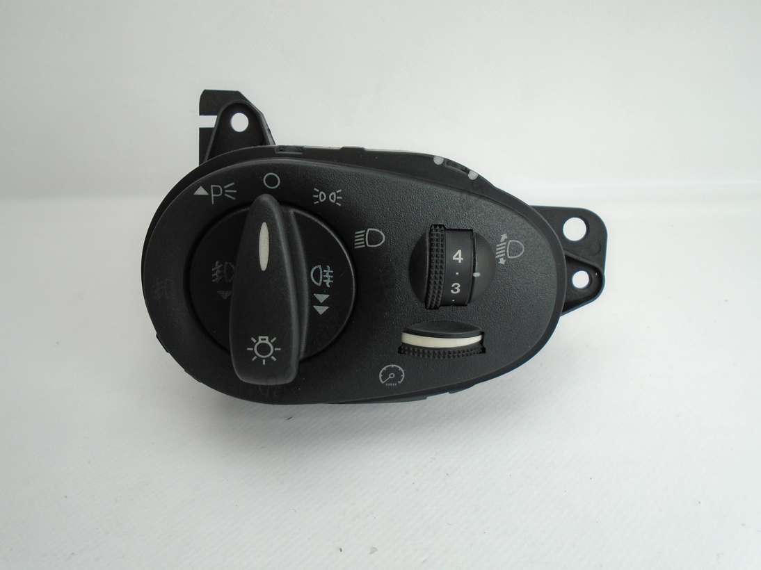 Mando luces Ford Focus Berlina 98AG13A024AH 98AG 13A024 AH - foto 1