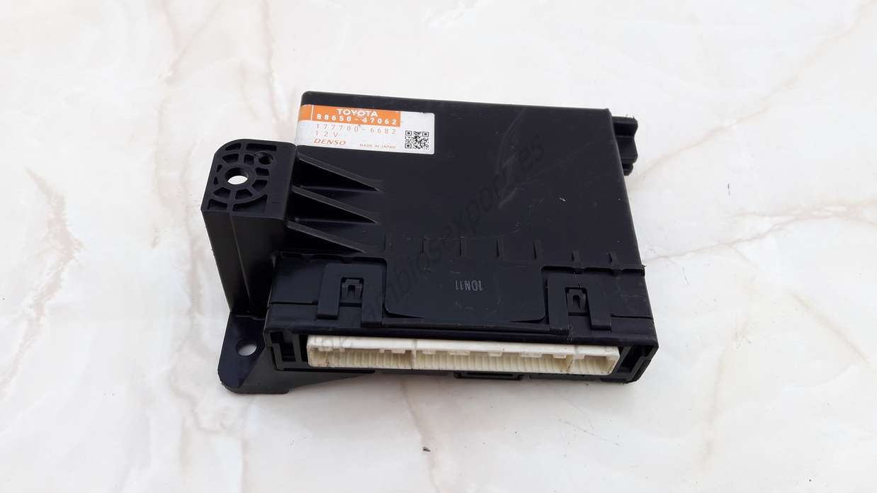 Modulo Electronico Toyota Prius 8865047062 88650-47062 1777006682 177700-6682 - foto 1