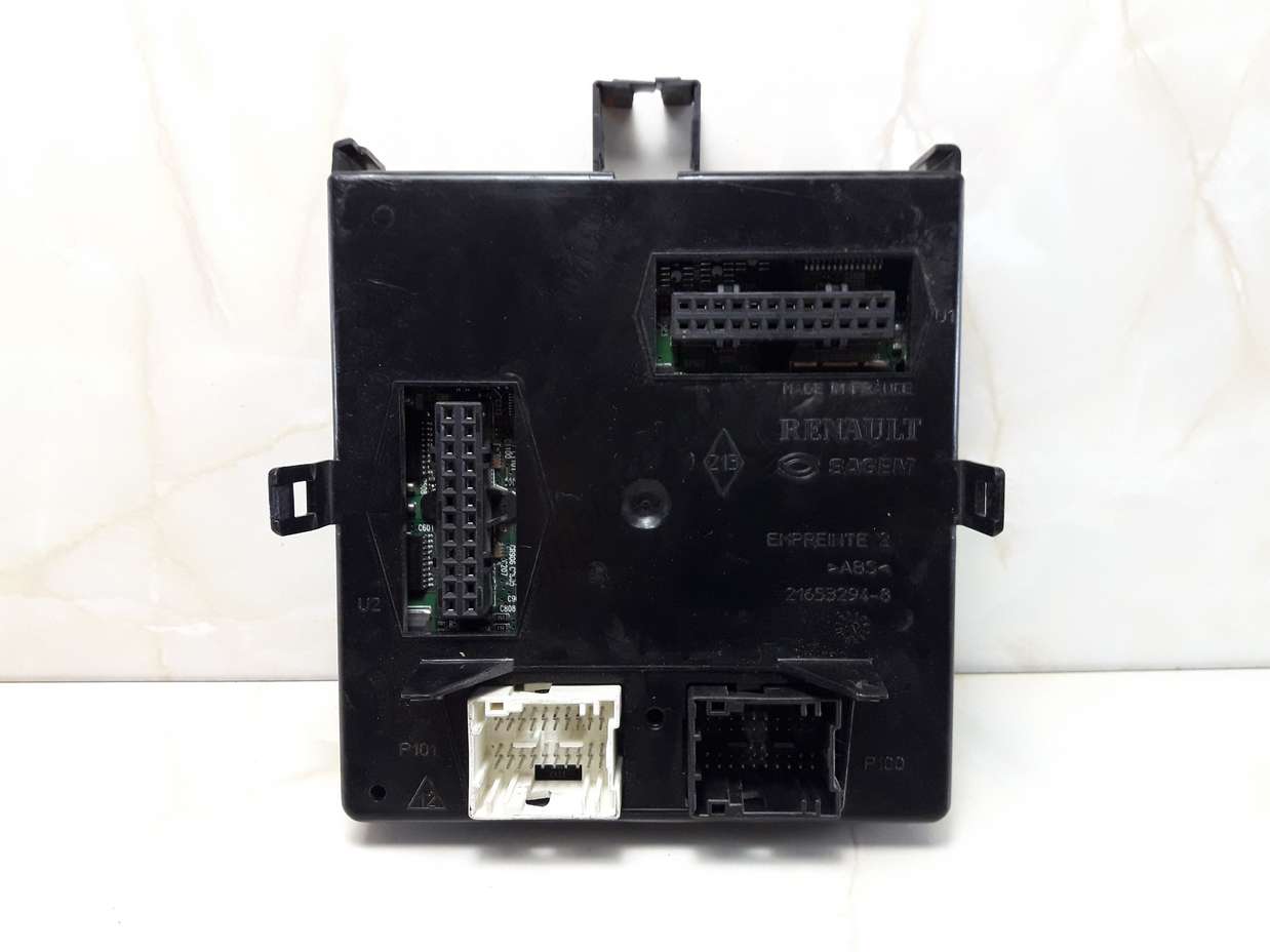 CAJA RELES / FUSIBLES RENAULT LAGUNA 8200309036N 8200300662 8200283811 - foto 1