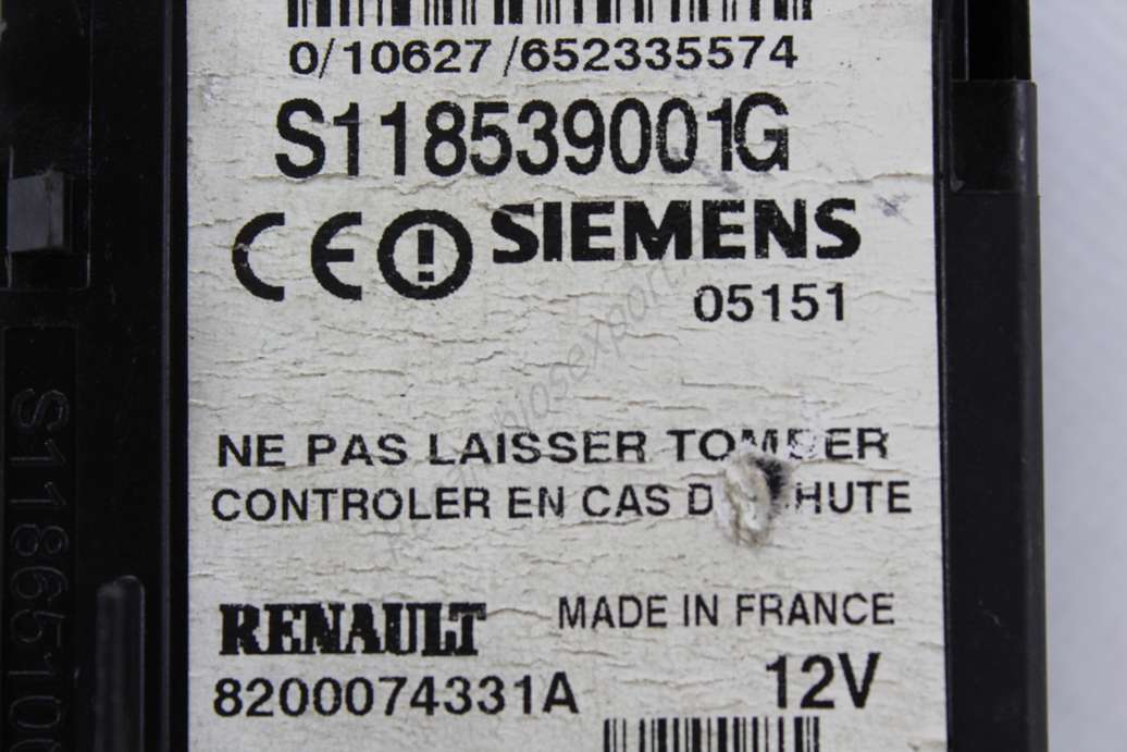Modulo lector de tarjeta Renault Megane 8200074331A Siemens S118539001G - foto 2